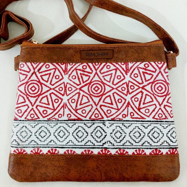 Small pieces of block printing by our specially abled youngsters at TASK turning into beautiful slings! Thanks to Crafthues for supporting the cause and work!
Choose your design and make it yours at ₹500 each!
.
.
DM Us to know the details.
#totebag #slingbag #everydaycarry #instyle #trendybags #stylishbags #stylishlook #statementpiece #bestseller #musthave #bagsaddict #bagoftheday #onestopshop #styleinspo #trendytuesday #fashiongram