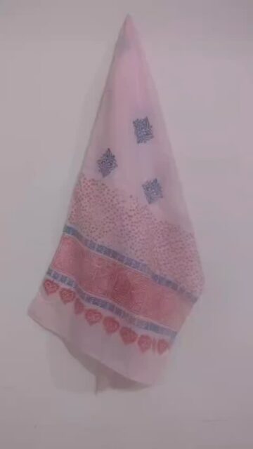 Unique handmade stoles by Team TASK of specially abled youngsters- must have for your summer wardrobe

DM for details

#blockprintingonfabric  #woodblockprints  #indianblockprinting #handblockprintedtextiles #reels